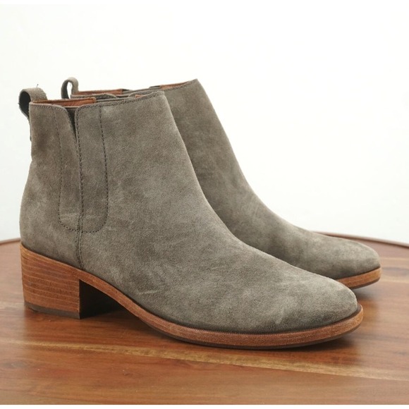Kork-Ease Womens Mindo Ankle Chelsea Boots Block Heel Gray Suede Size 10M - Picture 1 of 9